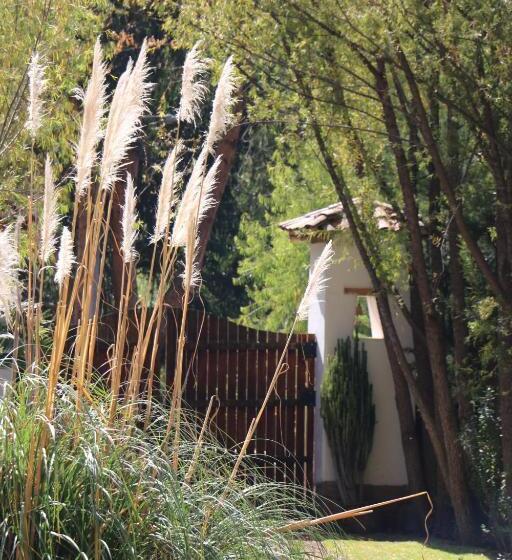 בית מלון כפרי Natural Human Boutique Sanctuary   Sacred Valley Peru