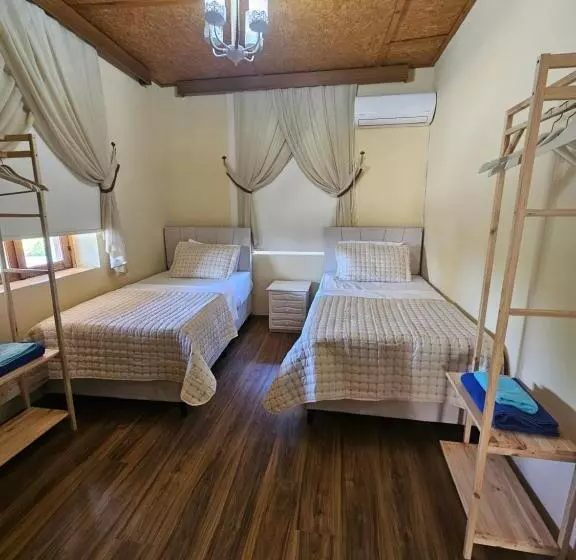 Majatalo Burcu Guest Home