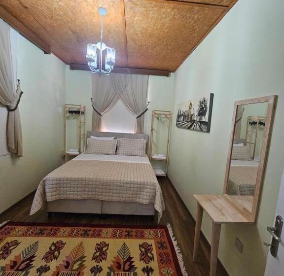 پانسیون Burcu Guest Home