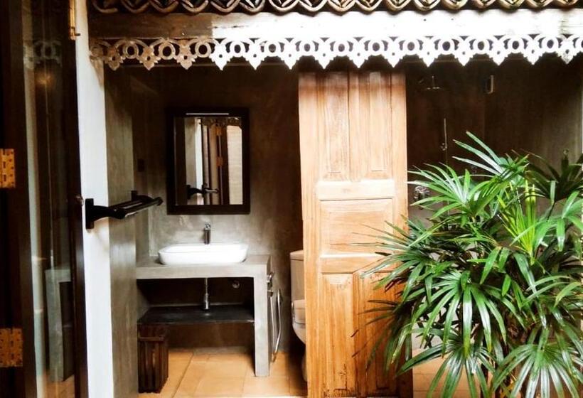 פנסיון Eden Home Stay