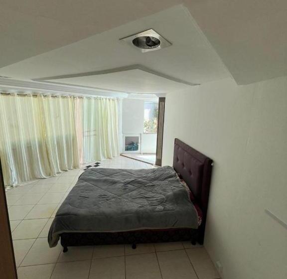 פנסיון Pousada Castelo Da Villa   Vila Yolanda, Foz Do Iguaçu