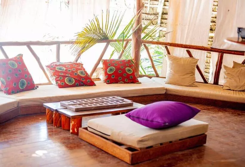 Lomakeskus Swahili Palace Zanzibar