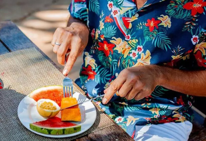 Lomakeskus Swahili Palace Zanzibar