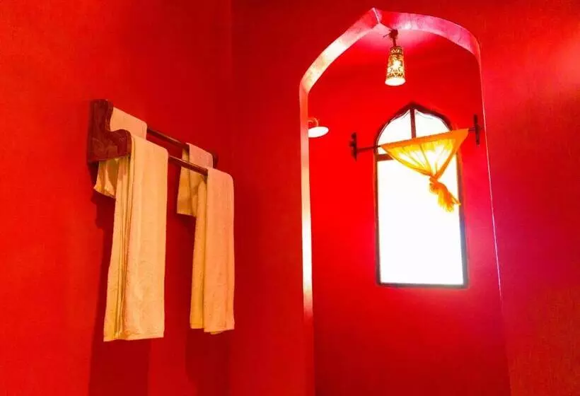 Lomakeskus Swahili Palace Zanzibar