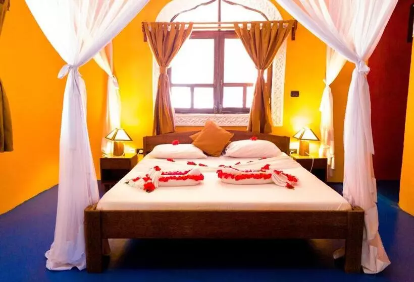 Lomakeskus Swahili Palace Zanzibar