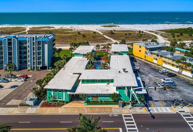 Tropic Terrace #41   Beachfront Resort