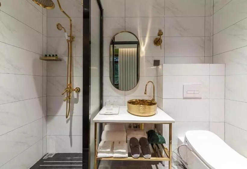 Hotelli 鼓浪屿和院黛峯人文民宿