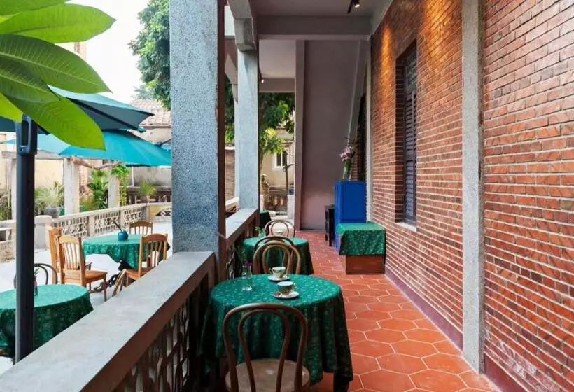 Hotelli 鼓浪屿和院黛峯人文民宿