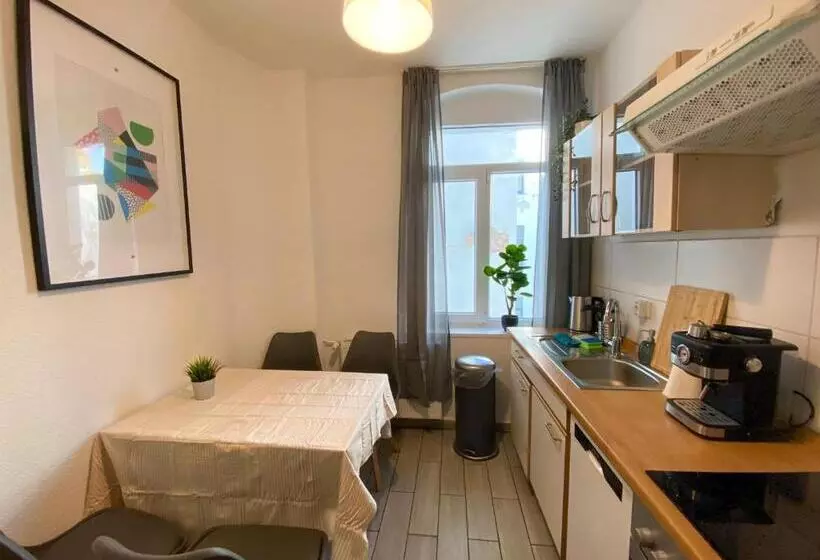 هتل Monteurzimmer