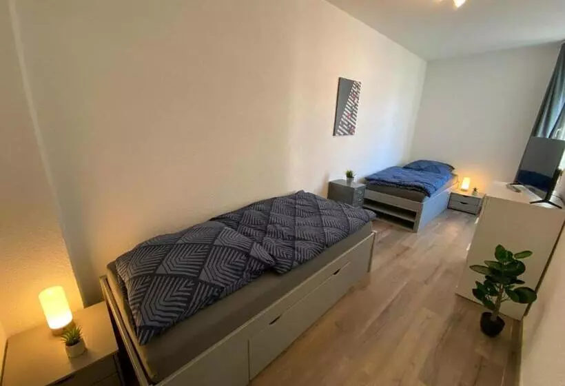 هتل Monteurzimmer