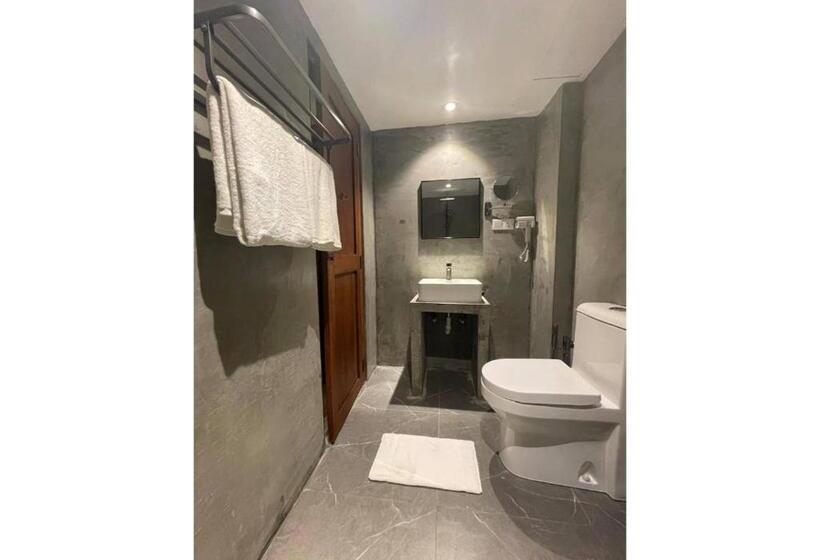 בית מלון כפרי Selene City