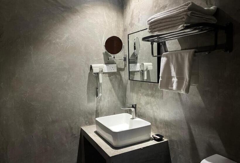 בית מלון כפרי Selene City