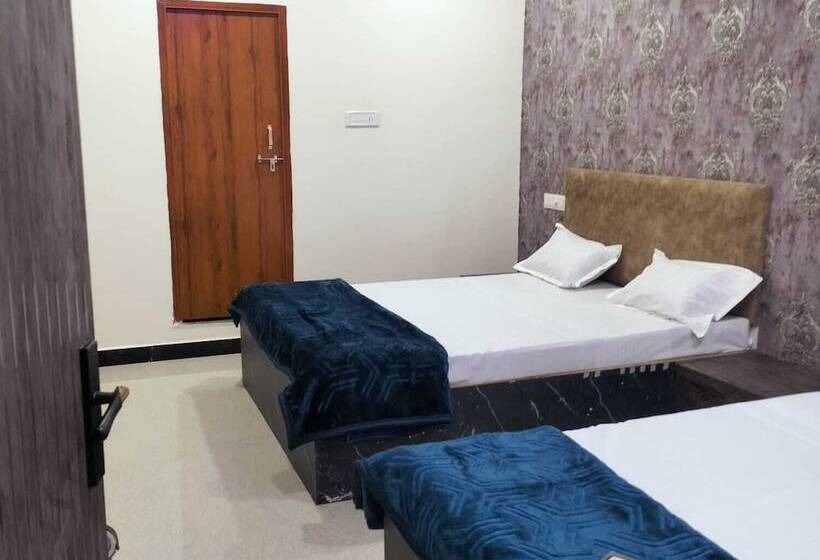 Отель Somnath Inn