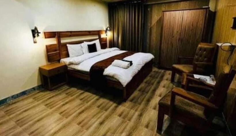 Hotel Tourist Palace