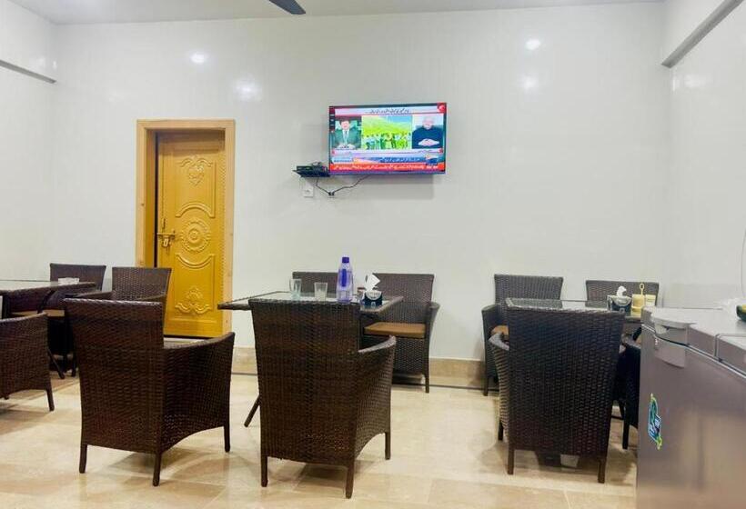 Hotel Tourist Palace