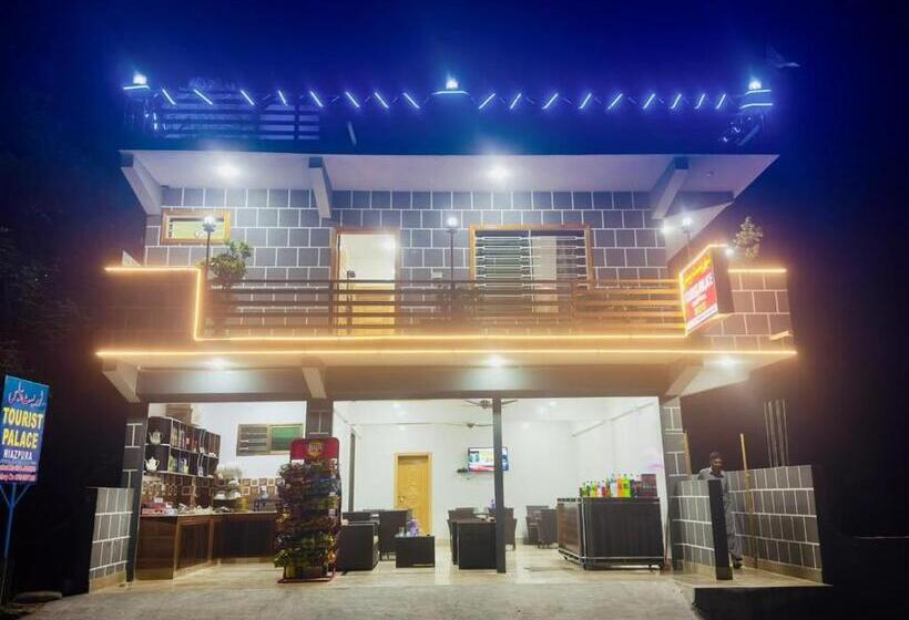 Hotel Tourist Palace