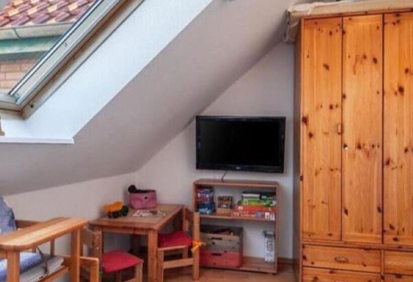 Hotel Waldstr 34 Wo 05