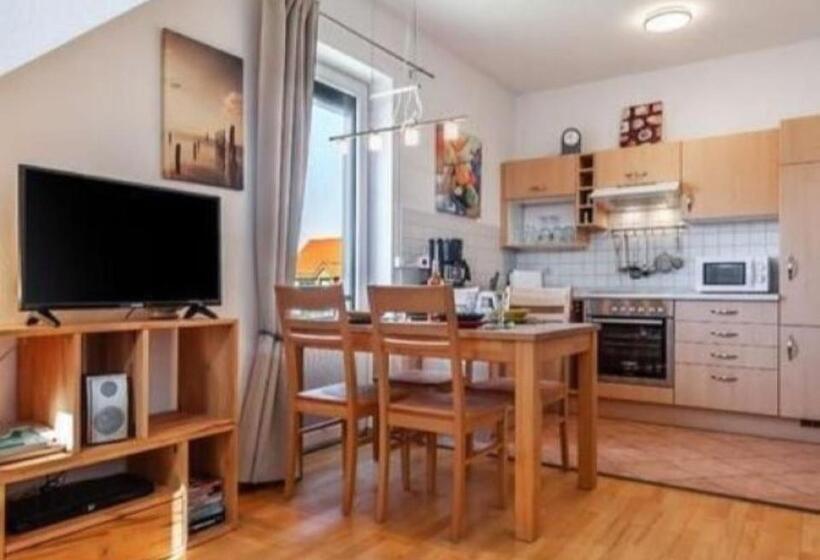 Hotel Waldstr 34 Wo 05