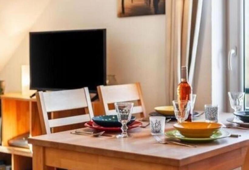 Hotel Waldstr 34 Wo 05