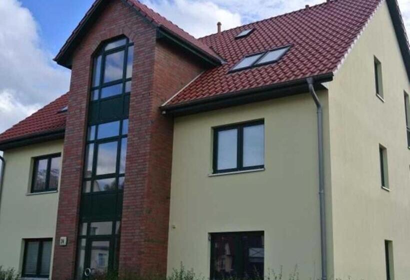 Hotel Waldstr 34 Wo 05