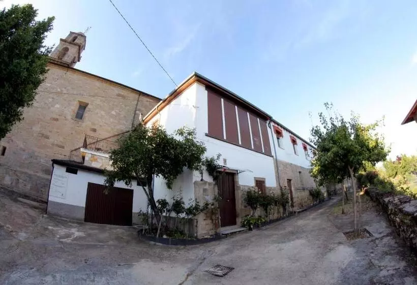 O Lar Albergue Larouco