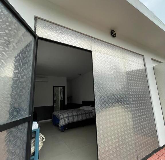 پانسیون Motogaragem