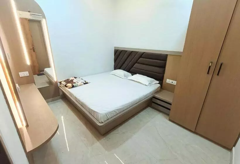 Majatalo Shri Radha Rani Kripa Dham