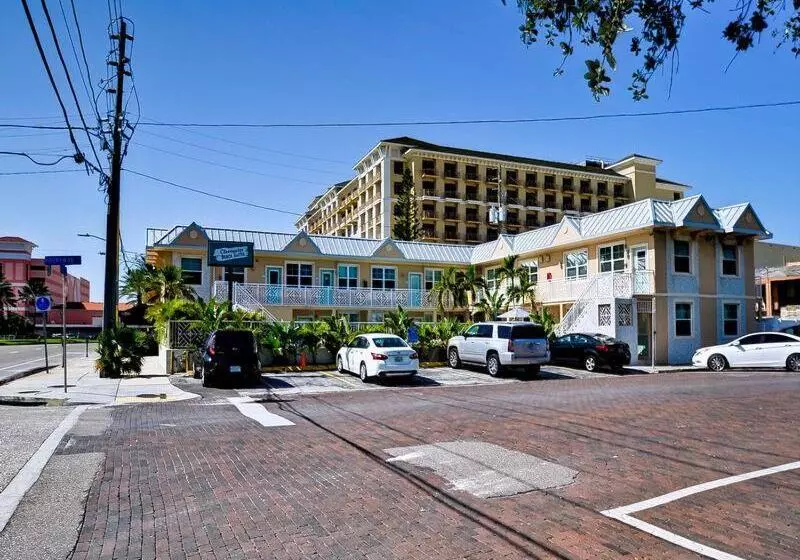 استراحتگاه Clearwater Beach Suites #105