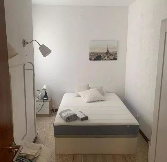 هاستل Habitacion Privada En Piso Compartido Lepanto