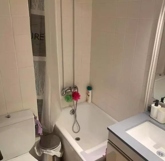 هاستل Habitacion Privada En Piso Compartido Lepanto