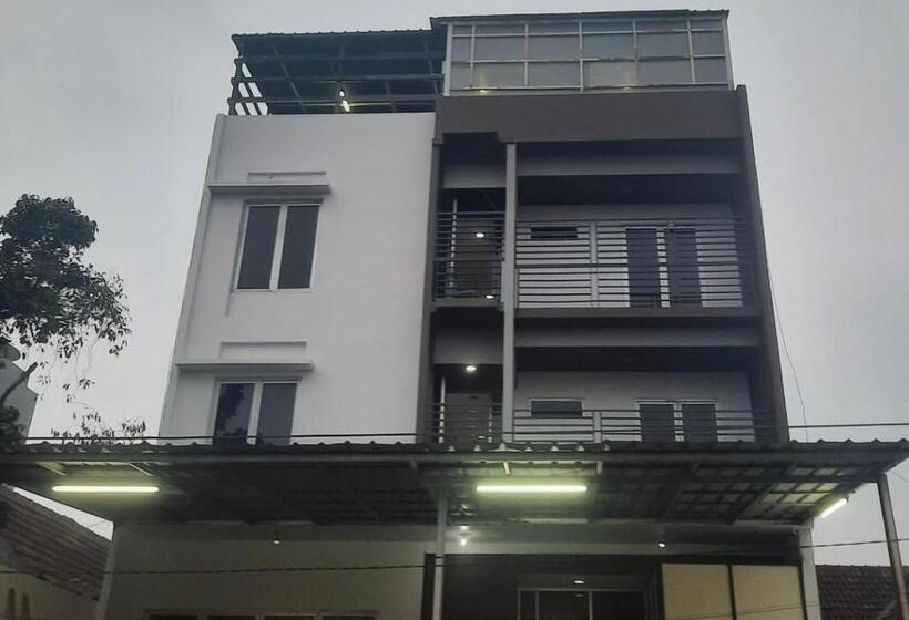 הוסטל Kost Agricola