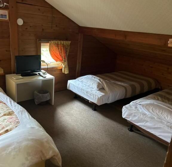 Bed and Breakfast Lake Village ドナルドペンション