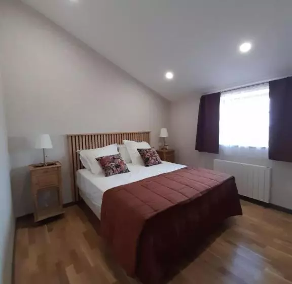 Aamiaismajoitus (B&B) Les Pierres Roses