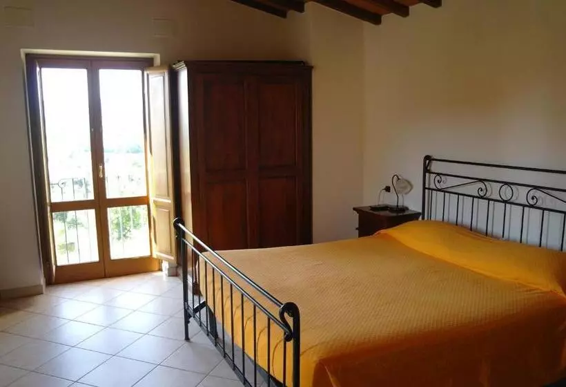 Hotelli Agriturismo Draghi