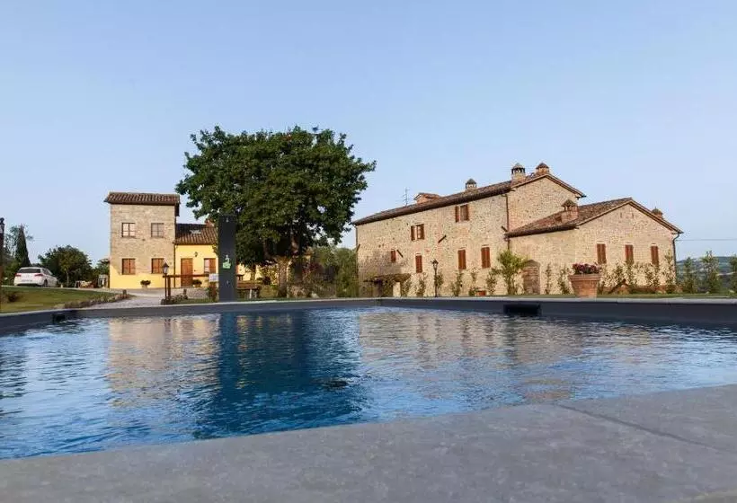 Hotelli Agriturismo Draghi