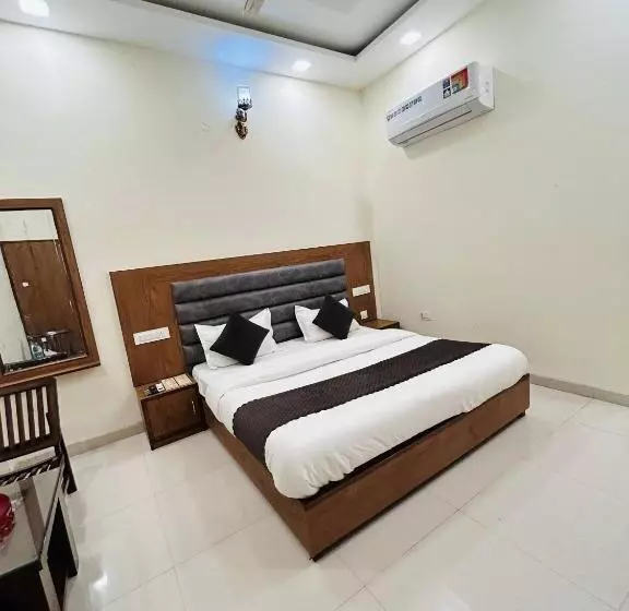 ホテル Pc Mysore !! Top Rated & Most Awarded Property In Mysore !!
