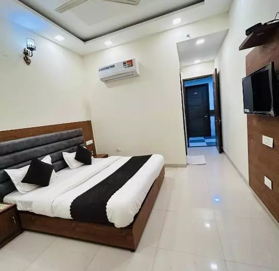 ホテル Pc Mysore !! Top Rated & Most Awarded Property In Mysore !!
