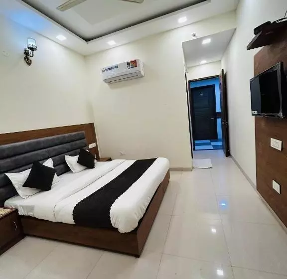 ホテル Pc Mysore !! Top Rated & Most Awarded Property In Mysore !!