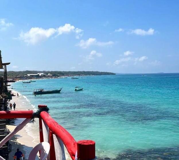 هتل Hostel Bunker Peruano Completo