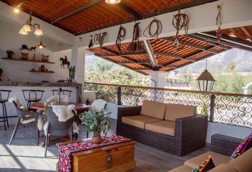 فندق Oro Andino Lodge