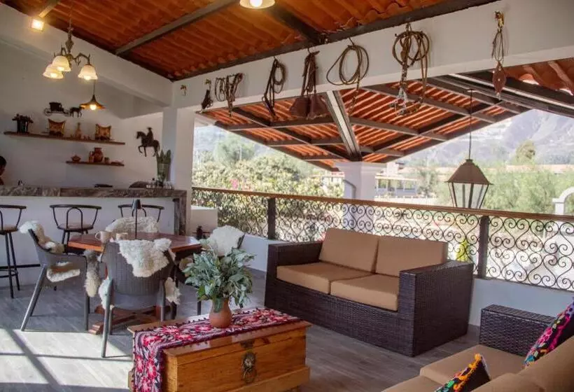 Hotelli Oro Andino Lodge