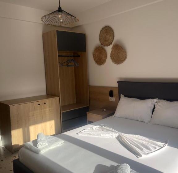 هتل Village At The Sea