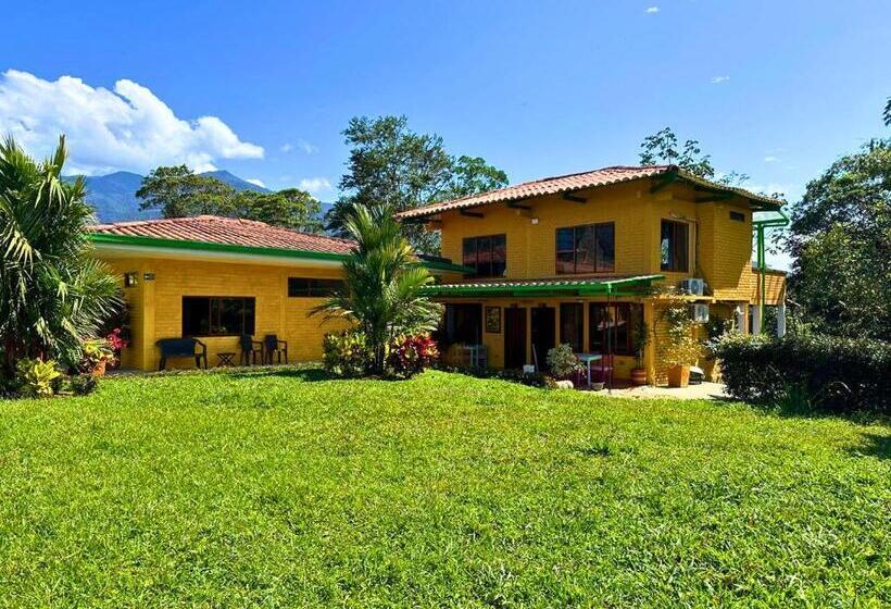 ペンション El Ensueño Ecohostal & Glamping