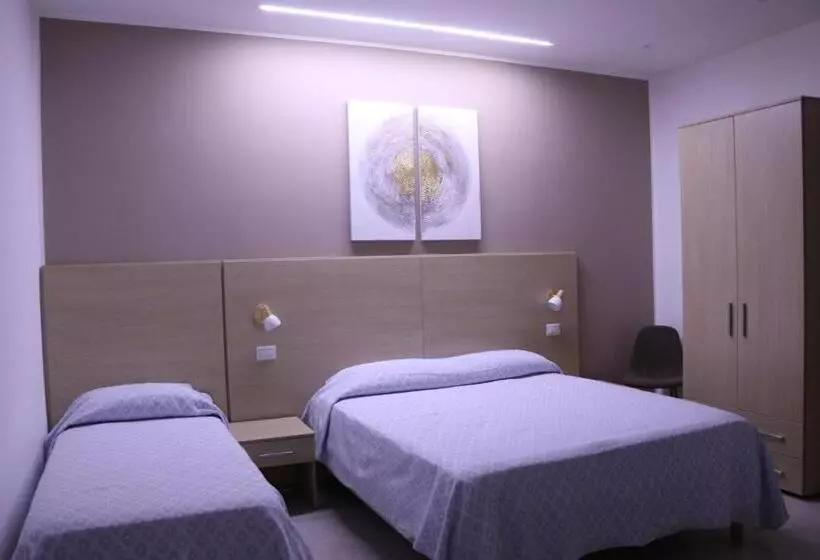 ペンション La Colonna Dorica