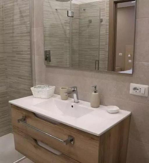 ペンション La Colonna Dorica