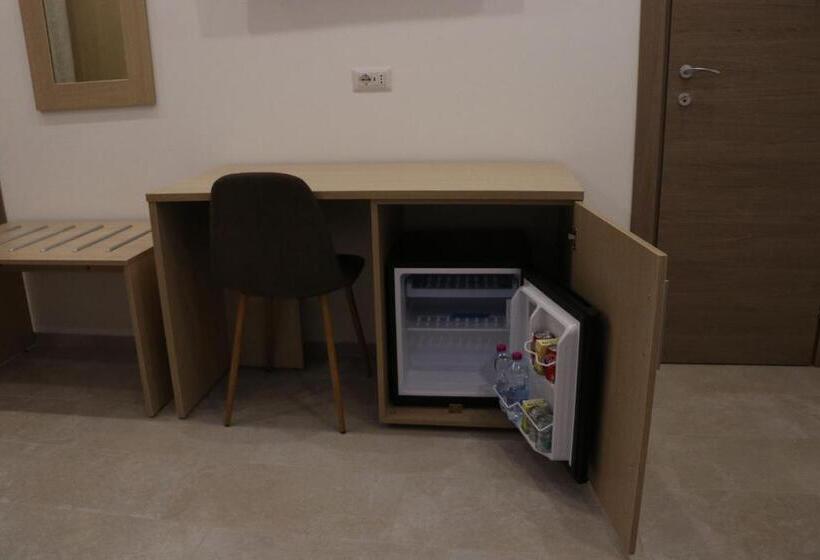 پانسیون La Colonna Dorica