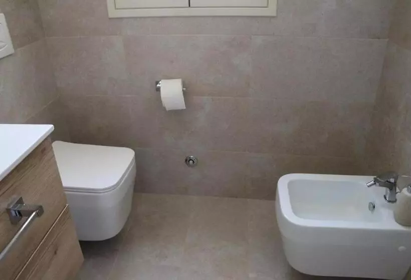 ペンション La Colonna Dorica