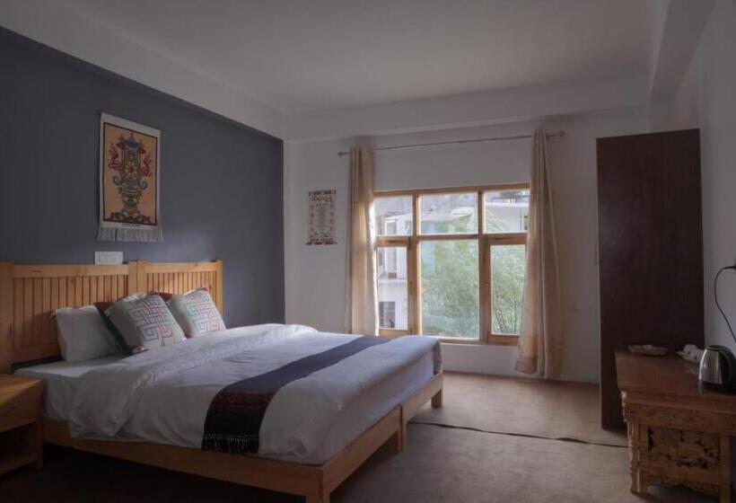 Пансион Mahabaudha House