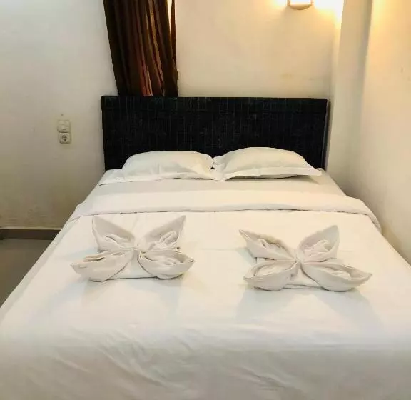 ペンション Nyiur Gading Local Room