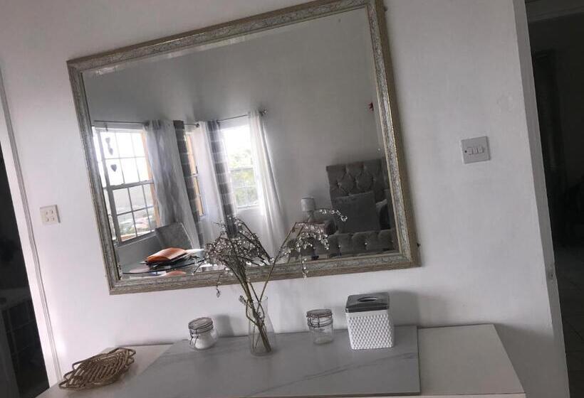 پانسیون Tropical Harbour View